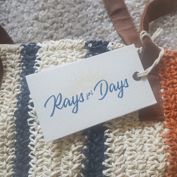 Rays for Days SHOREBREAK WEEKENDER TOTE - Picture 2 of 6